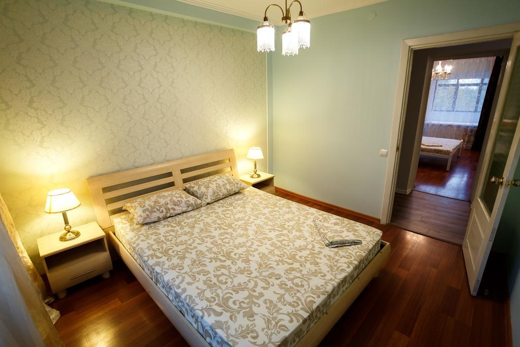 Chornovola Avenue Apartment Λβιβ Εξωτερικό φωτογραφία